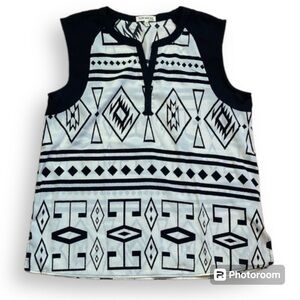 FAITH AND JOY women sleeveless top with Aztec pattern